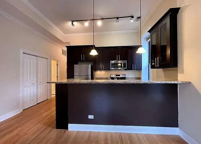 Apartment Gold Coast Downtown Sleeps 20 Chicago