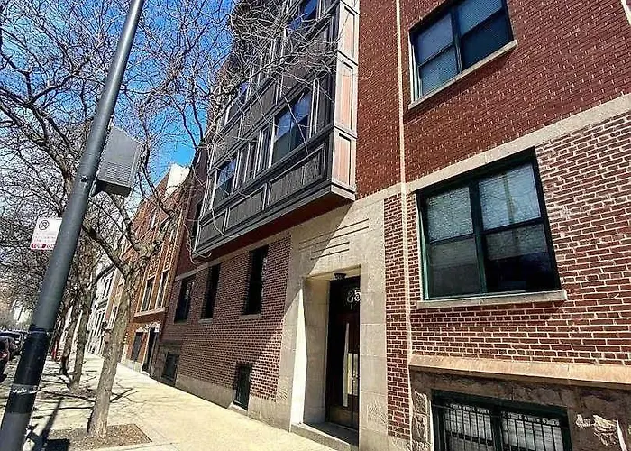 Apartment Gold Coast Downtown Sleeps 20 *