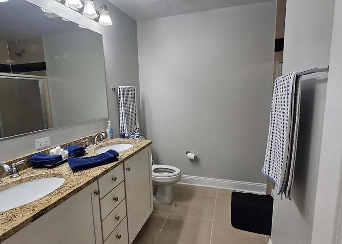 Apartment Gold Coast Downtown Sleeps 20 Chicago