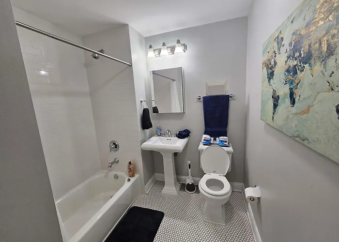 Apartment Gold Coast Downtown Sleeps 20
